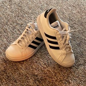 Adidas Tennis Shoes